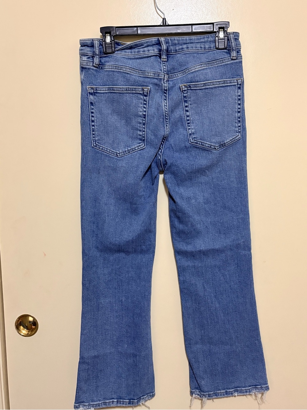 Frame Denim Light Blue Flare Crop Jeans - Picture 2 of 9
